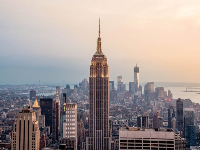 NYC Private Guided Sightseeing Tour by Limo