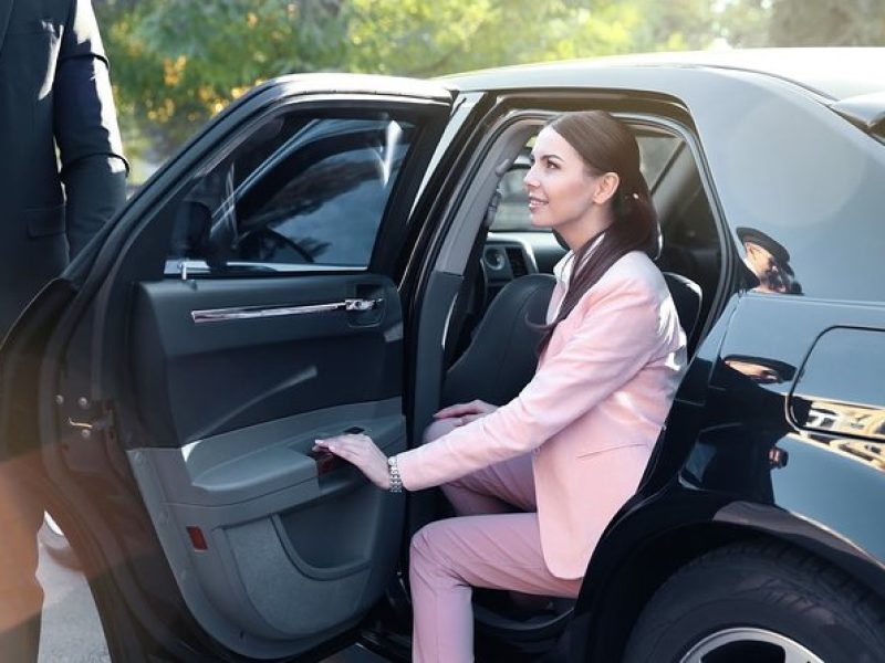Private Sedan New York City Airport Departure Transfer